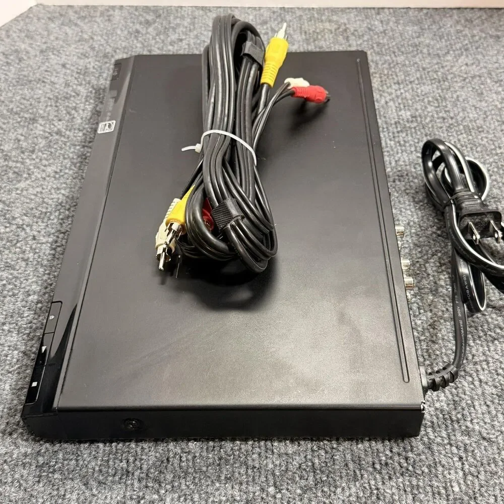 Sony DVD Player Black DVP-SR200P Progressive Scan Component Compact AV Cables